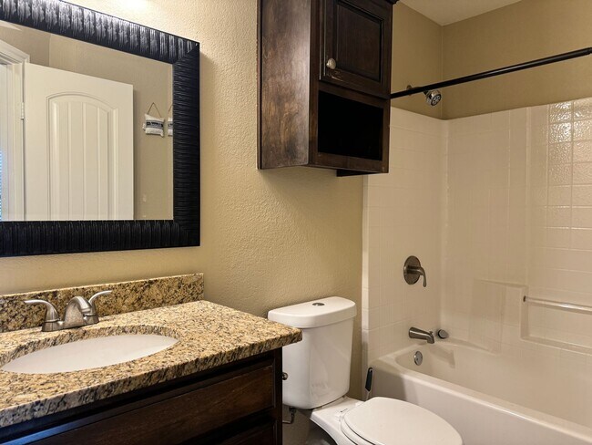 Building Photo - 15786 County Rd 472