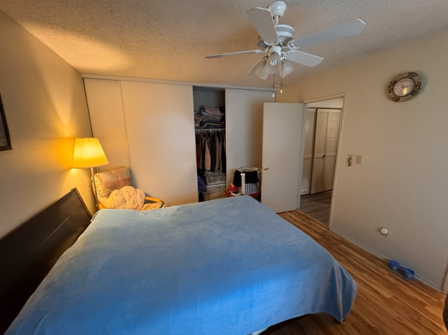 Building Photo - 8364 Summerdale Rd