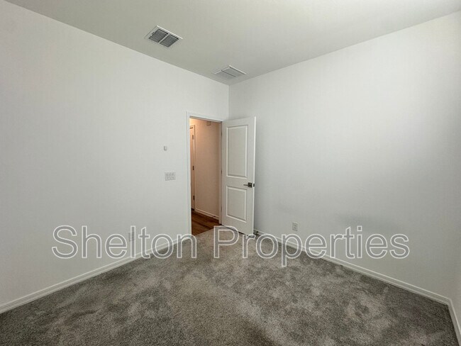 Building Photo - 14360 W Alameda Dr