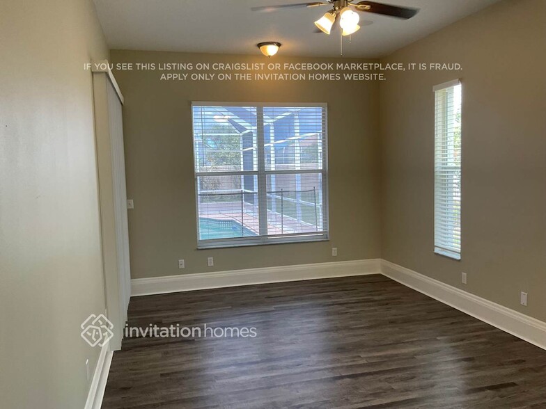 Building Photo - 7214 39th Ln E