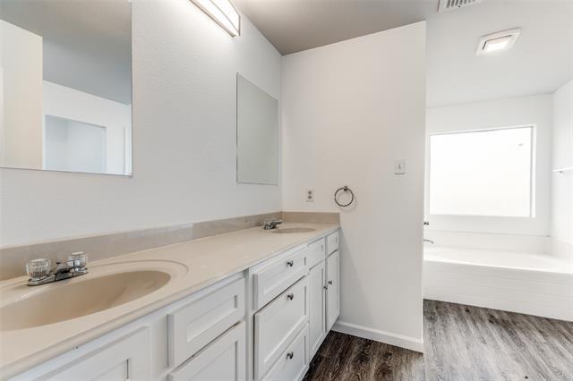 Building Photo - 311 Charleston Dr