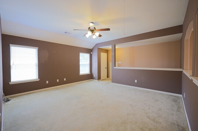 Building Photo - 6707 Hunters Creek Ln