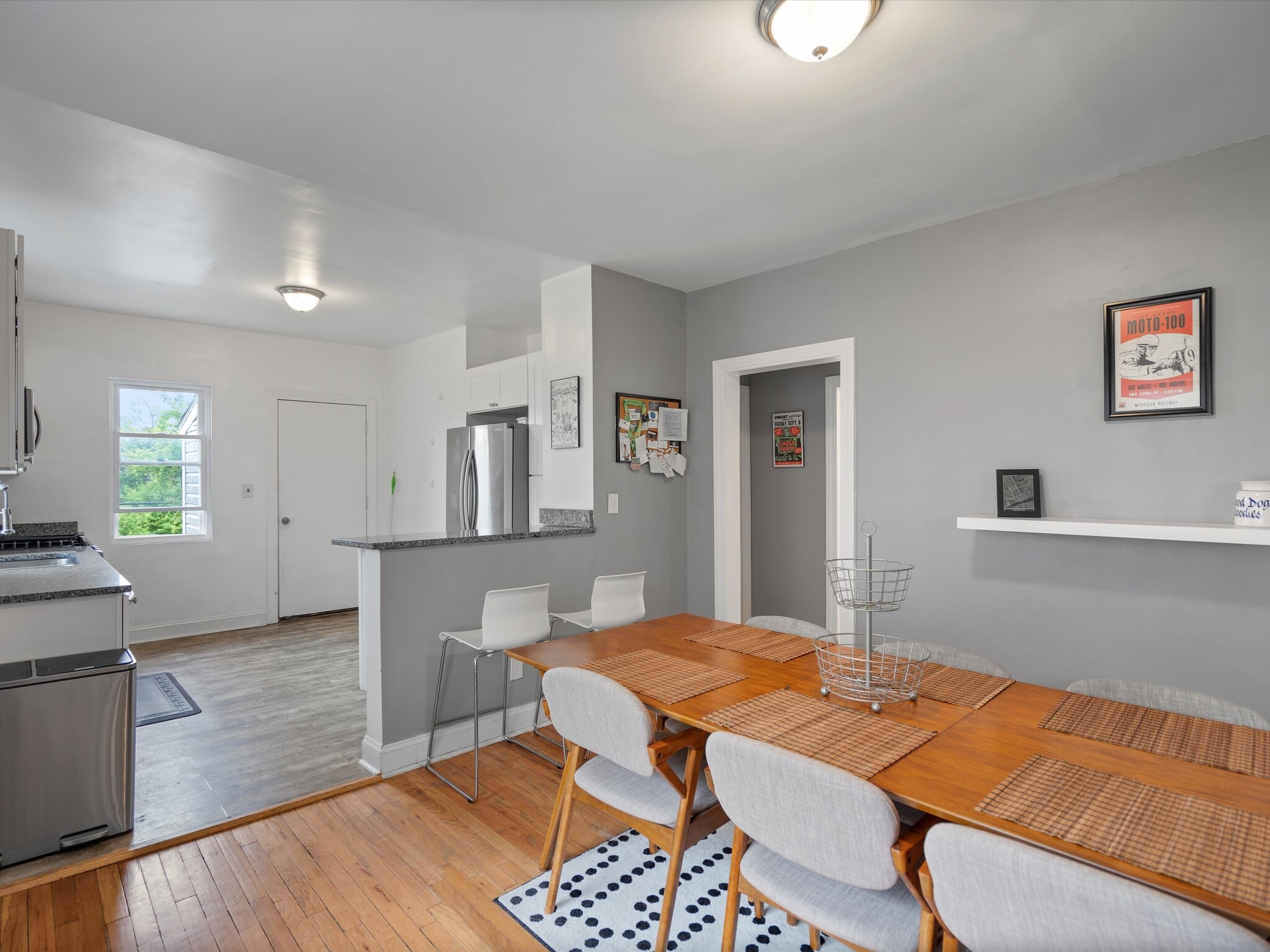 Updated dining room (table included for add'l fee) - 1202 Lawrence St