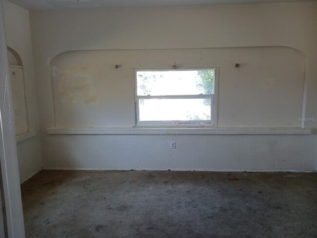 Building Photo - 1104 W 24th St