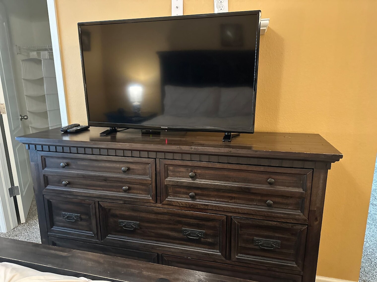 Building Photo - 12810 Roosevelt Ln