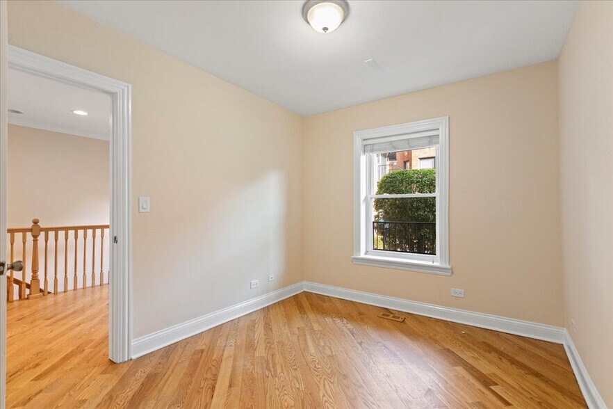 Building Photo - 4016 N Central Park Ave