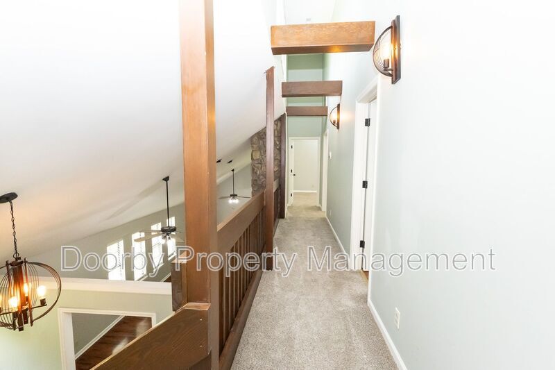 Building Photo - 6114 Sasha Ln