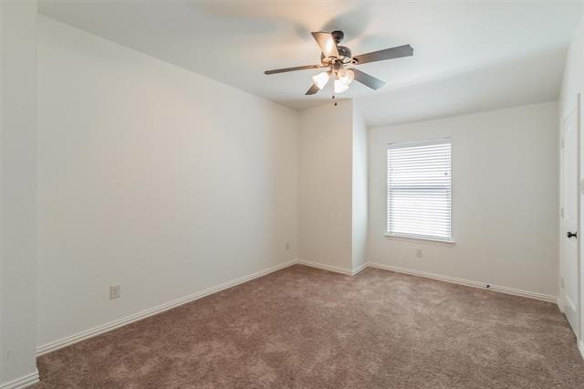Building Photo - 15300 Mallard Creek St