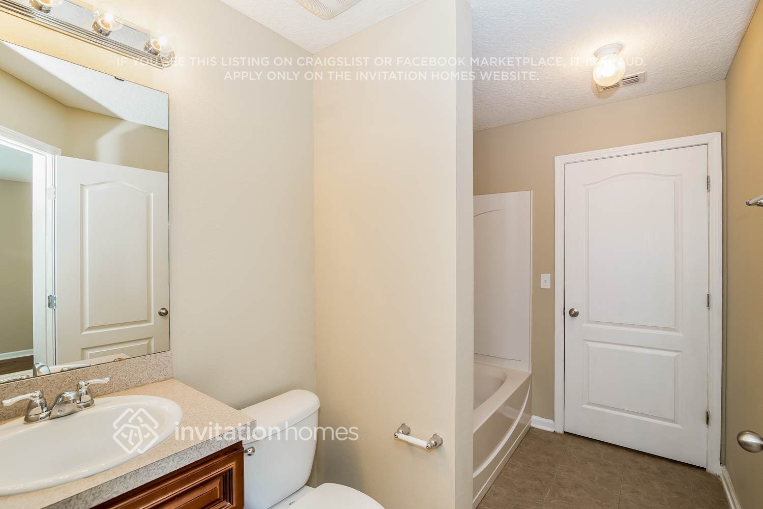 Building Photo - 6357 Louis Clark Ct