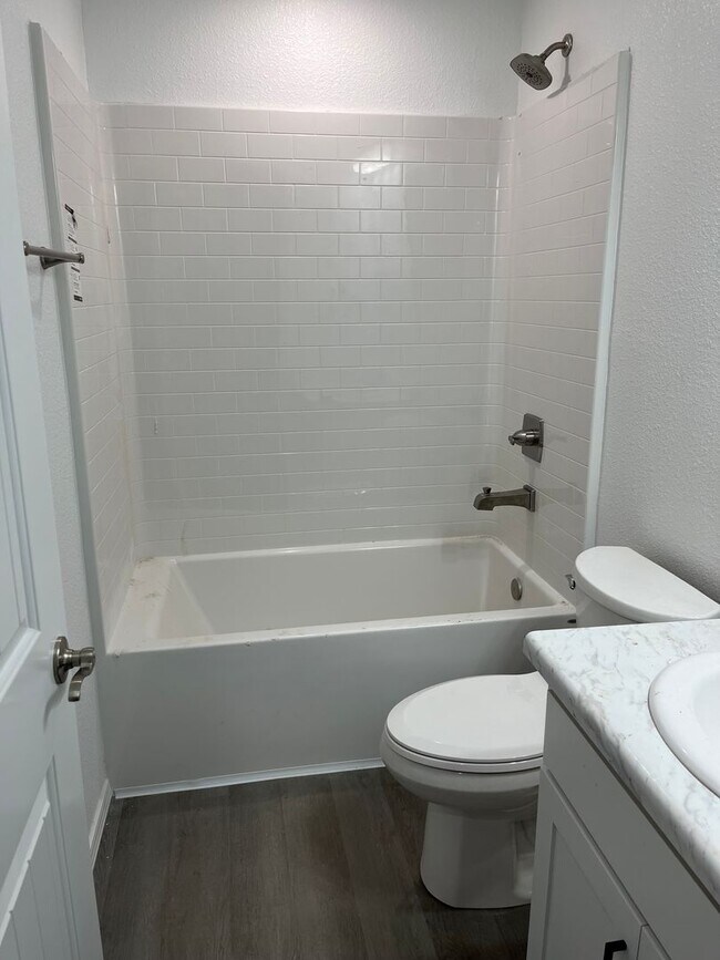 Building Photo - COX-POPLAR ST