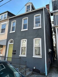 Building Photo - 510 W Orange St