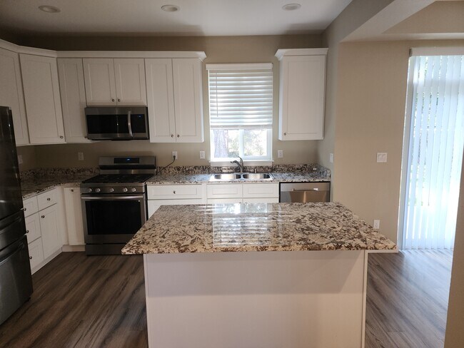 Kitchen - 958 152nd St E