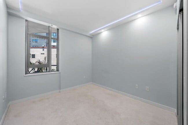 Building Photo - 1441 Ninth Ave