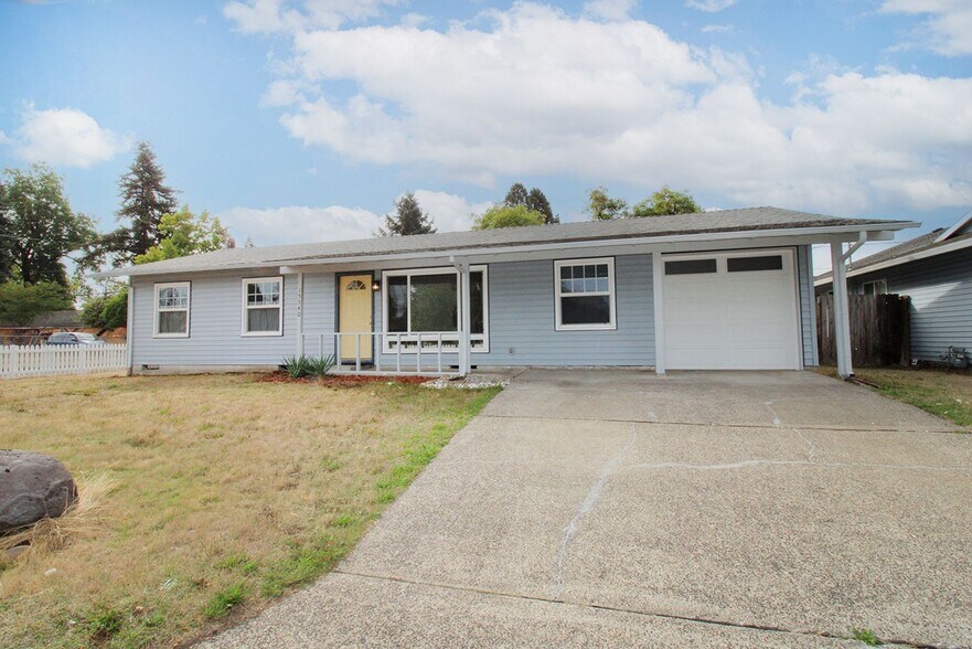 Building Photo - 15540 SE Harrison St