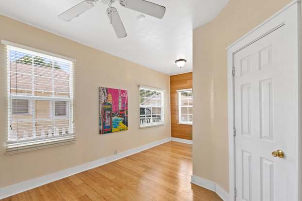 Building Photo - 646 33rd St
