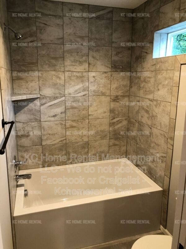 Building Photo - 3931 Genessee St