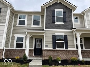 Building Photo - 2052 Rowena Ln