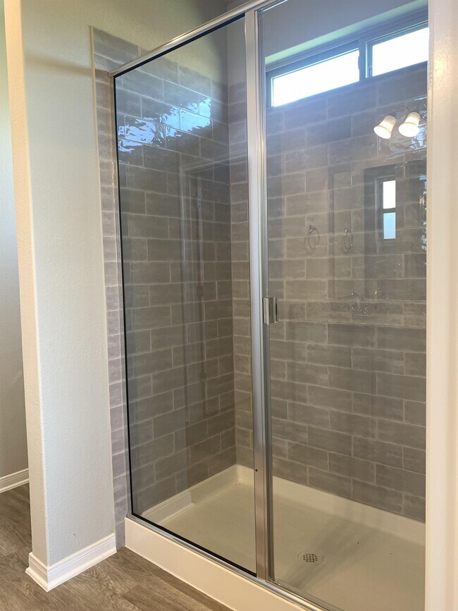 Primary Photo - 1353 Aurora Grv Bnd