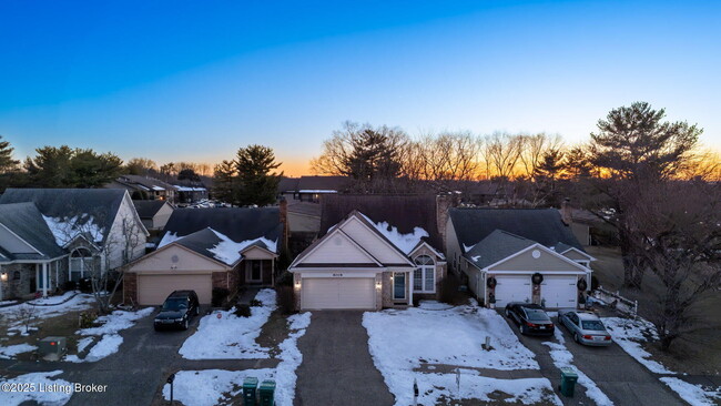 Building Photo - 8008 Cloudcroft Ln