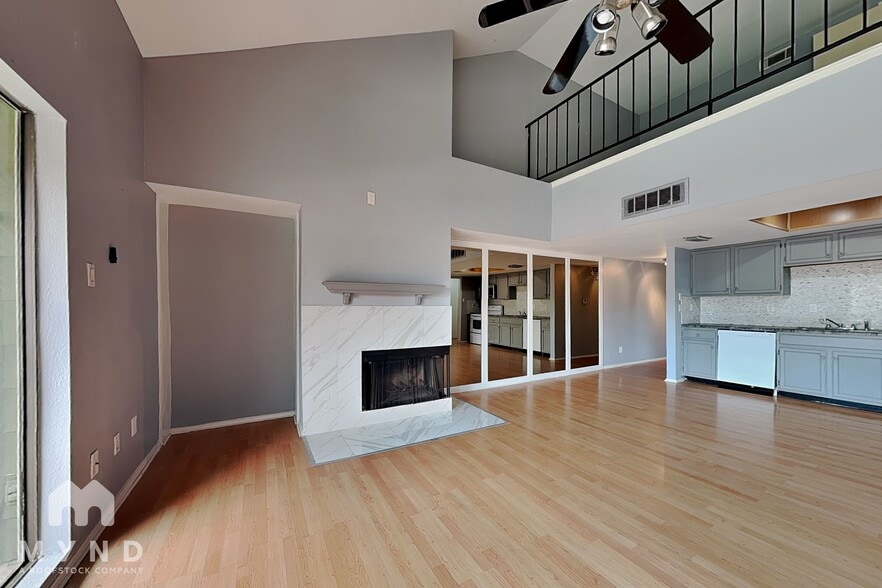 Building Photo - 14777 Wunderlich Dr