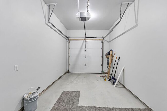 Building Photo - NEW CONSTRUCTION Townhome!