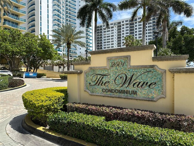 Building Photo - 2501 S Ocean Dr
