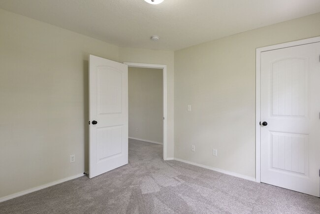 Building Photo - 6603 Prairie Trail