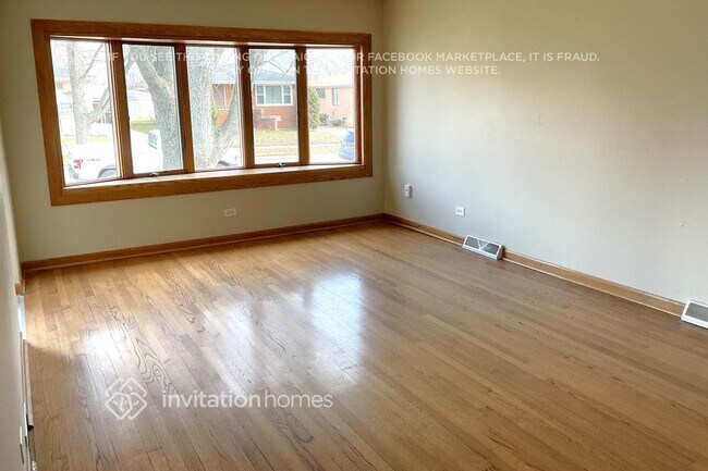 Building Photo - 17358 Oleander Ave