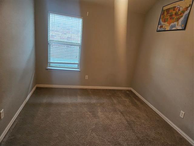 Building Photo - 230 Timber Dr