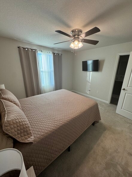 Master bedroom - 66 Clara Ct