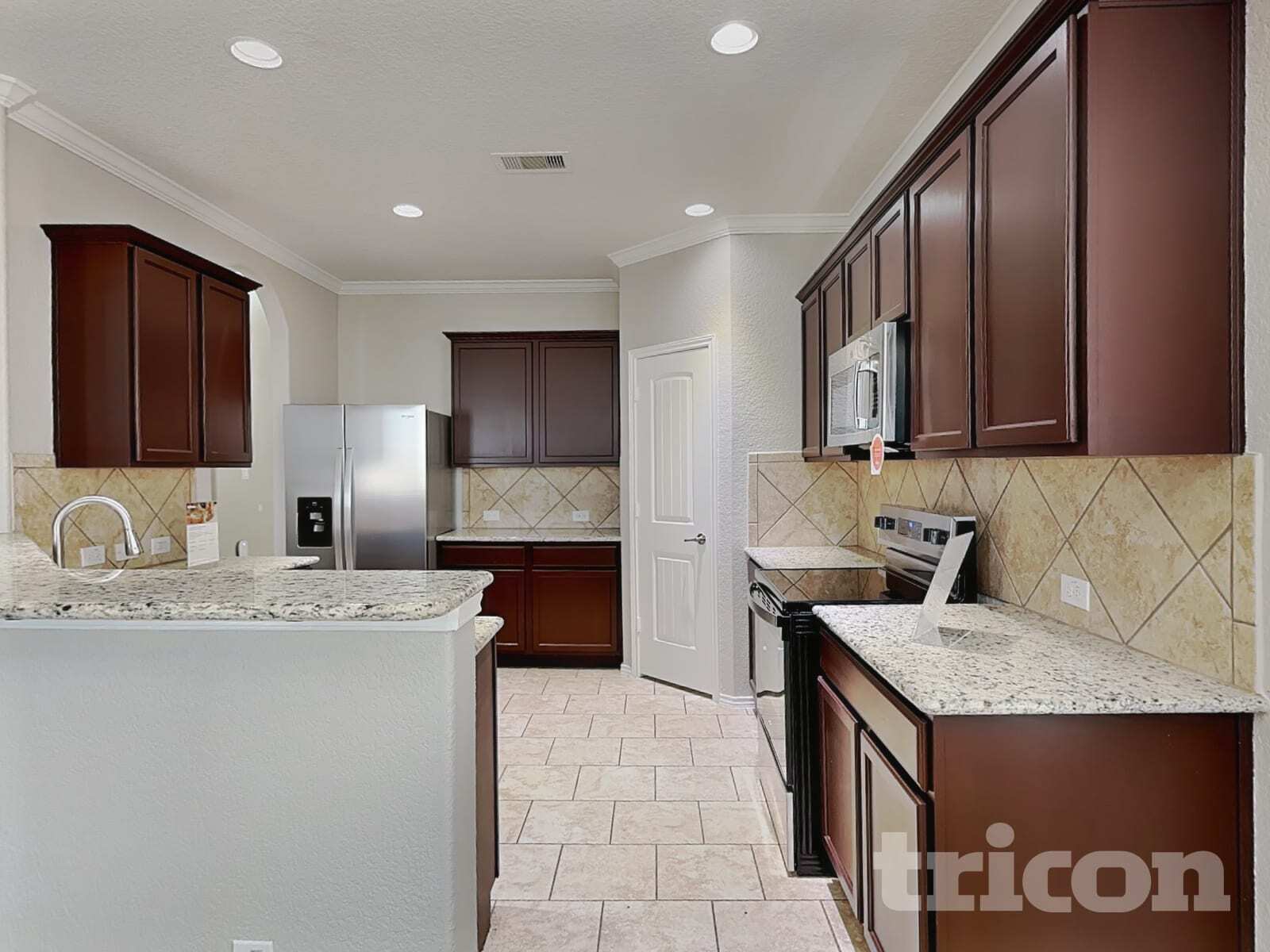 Building Photo - 584 Saddlehorn Way