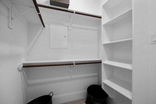 Building Photo - 2120 Genesee St