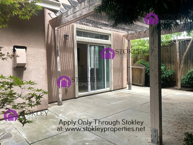 Building Photo - 1540 Silverleaf Ln