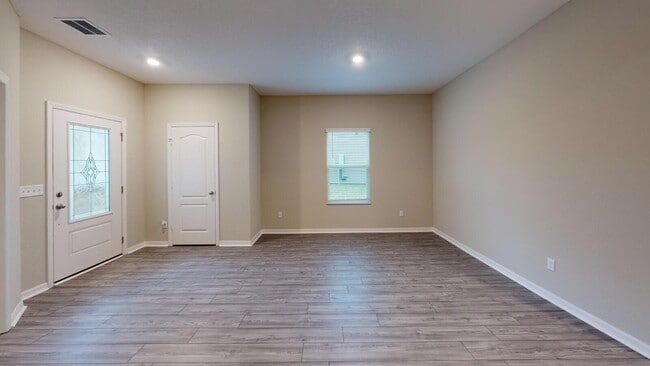 Building Photo - 98 Tree Frog Way