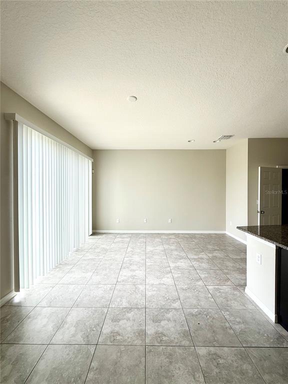 Building Photo - 7008 Grand Elm Dr