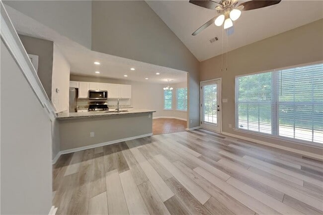 Building Photo - 1662 Maple Trace Ct