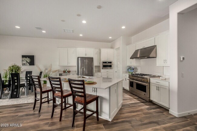 Building Photo - 2968 E Lucky Horseshoe Ln