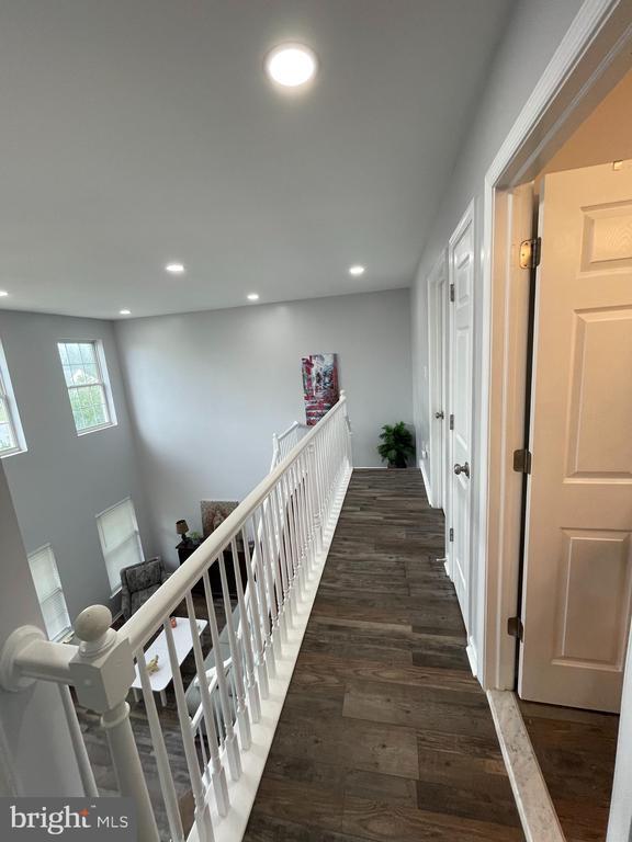 Building Photo - 728 Slate Hill Dr