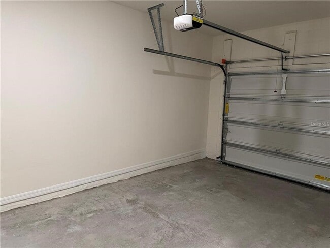 Building Photo - 4561 Small Creek Rd