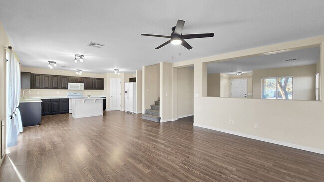 Building Photo - Newly remodeled interior! Excellent price!