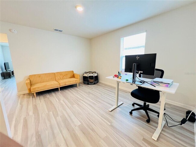 Building Photo - 317 Silverbell Trl