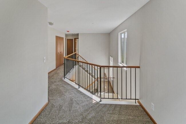 Building Photo - 14163 S Napa Cir