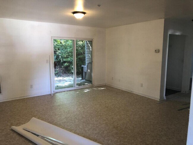 Primary Photo - 304 Ardale Dr