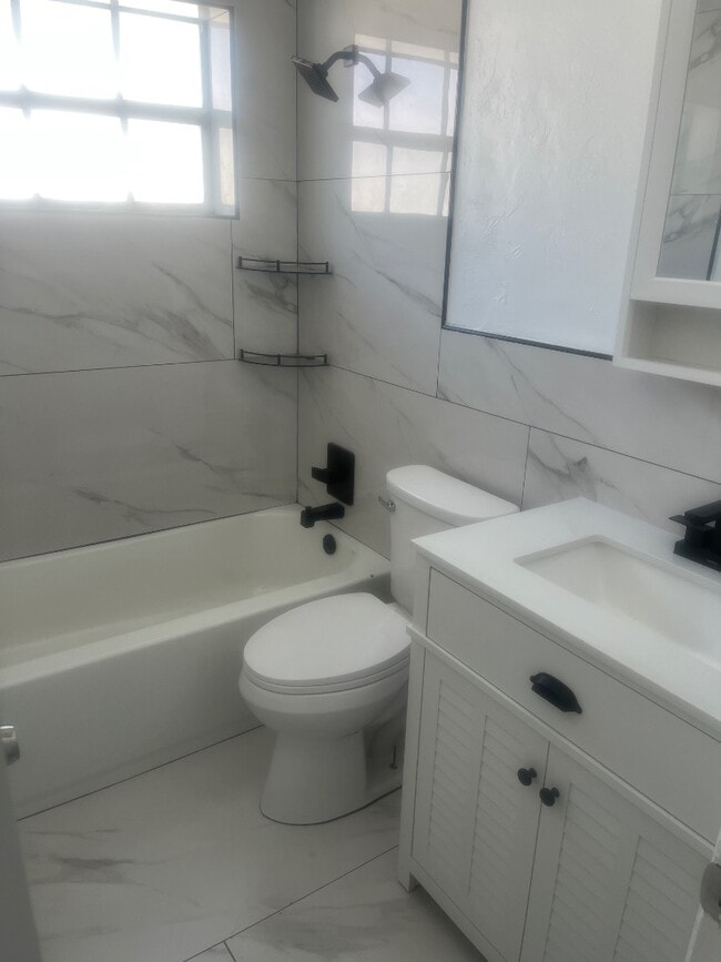 Building Photo - 2371 NW 61st St