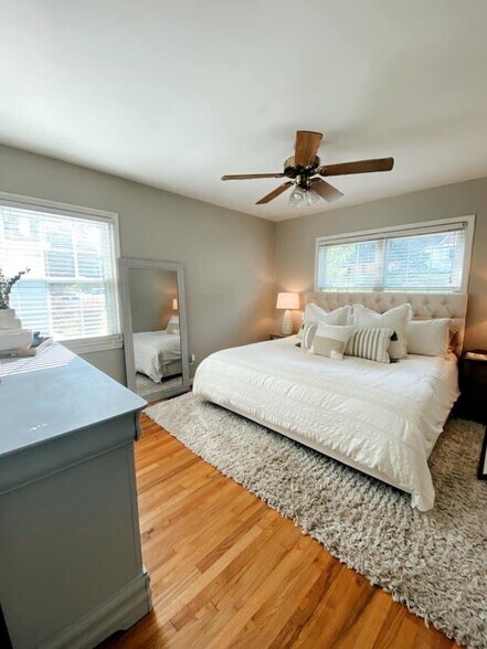 Building Photo - 1016 Edgewood Blvd