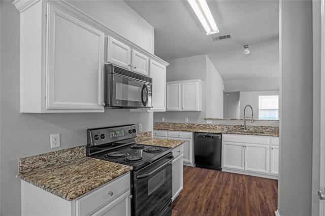 Building Photo - 1708 Heron Dr