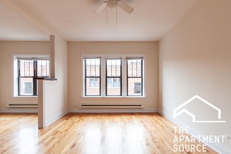 Building Photo - 628 W Cornelia Ave