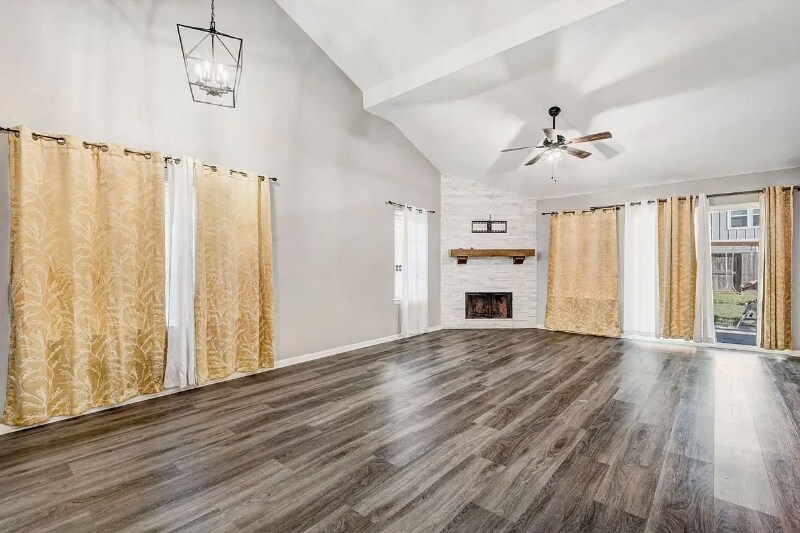 Building Photo - 19310 Wading River Dr