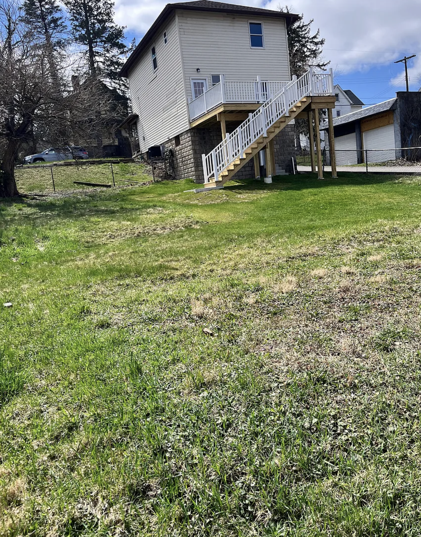 Double lot - 1115 Margray St