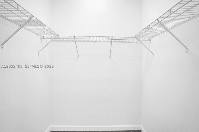 Building Photo - 2542 SE 29th Dr